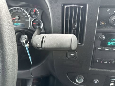 Used 2024 GMC Savana 2500 w/ Driver Convenience Package image 19