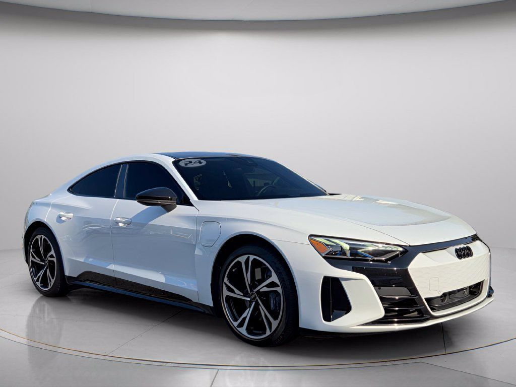 Used 2023 Audi e-tron GT Premium Plus w/ Performance Package AWD/4WD image 9