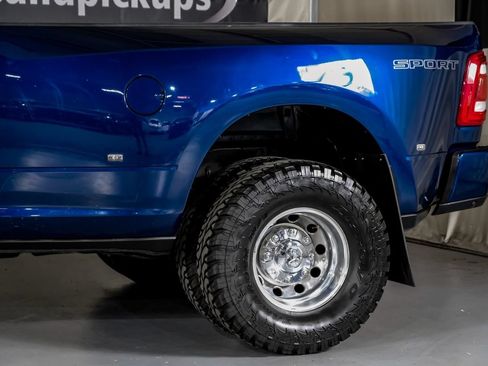 Used 2024 RAM 3500 Big Horn w/ Sport Appearance Package AWD/4WD image 13