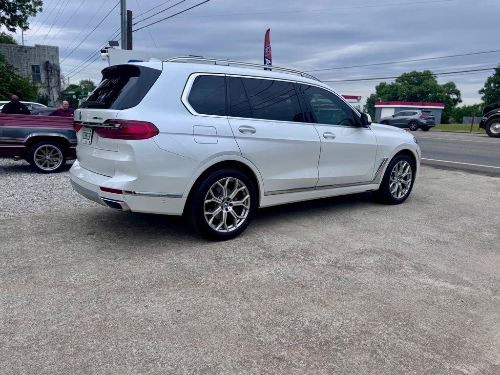 Used 2022 BMW X7 xDrive40i w/ Executive Package AWD/4WD image 22