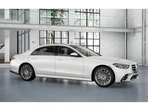 Certified 2022 Mercedes-Benz S 500 4MATIC w/ AMG Line Package image 25
