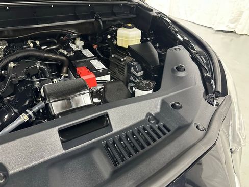 Used 2025 Toyota Highlander XLE image 75