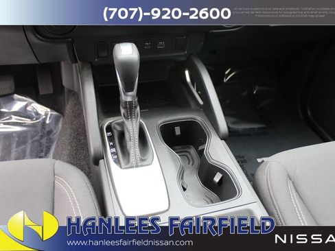 Used 2023 Nissan Frontier SV w/ Tow Package image 17