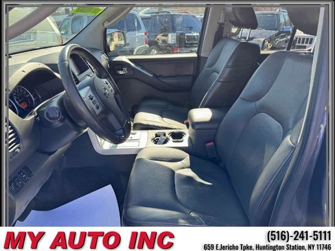 Used 2012 Nissan Pathfinder Silver image 24
