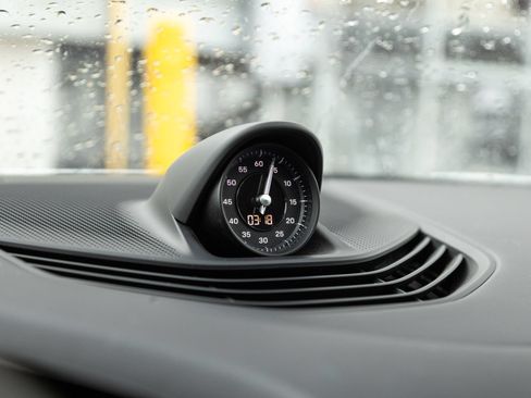 Certified 2020 Porsche Taycan Turbo AWD/4WD image 25