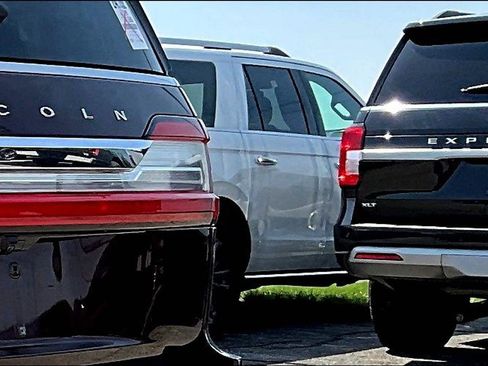 Used 2018 Lincoln Navigator Reserve w/ Technology Package image 5