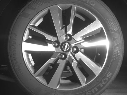 Used 2025 Nissan Versa SV image 14