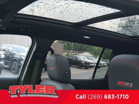 New 2026 Chevrolet Traverse Z71 w/ Enhanced Driving Package AWD/4WD image 43