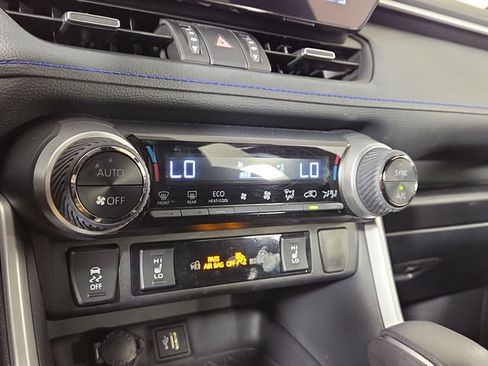 Used 2024 Toyota RAV4 XSE AWD/4WD image 19