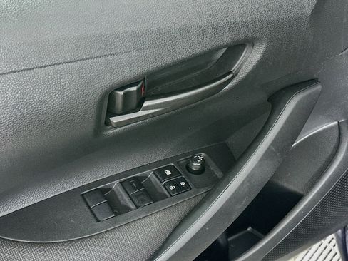 Used 2024 Toyota Corolla LE FWD image 15