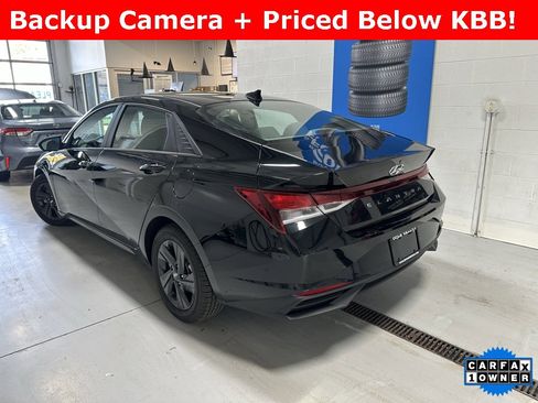 Used 2022 Hyundai Elantra SEL w/ Cargo Package image 7