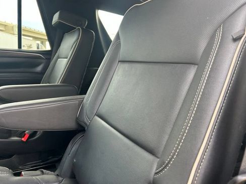 Used 2024 Chevrolet Tahoe Premier AWD/4WD image 42
