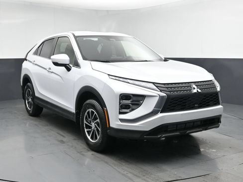 New 2026 Mitsubishi Eclipse Cross ES AWD/4WD image 2