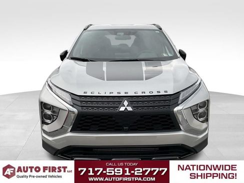 Used 2025 Mitsubishi Eclipse Cross AWD image 2