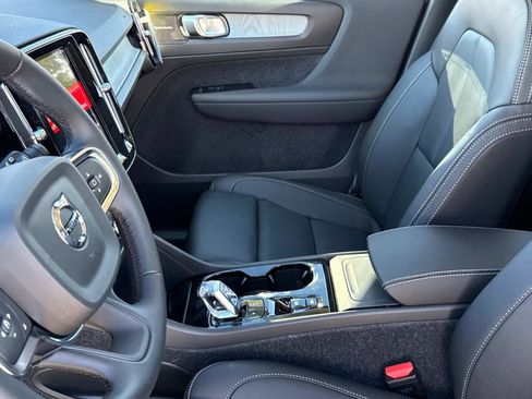 New 2026 Volvo XC40 B5 Ultra w/ Climate Package image 20