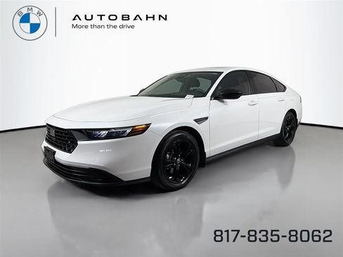 Used 2025 Honda Accord SE image 1