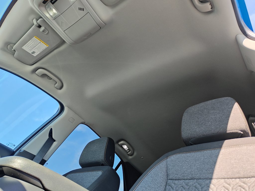Used 2024 Chevrolet Equinox LT FWD image 24