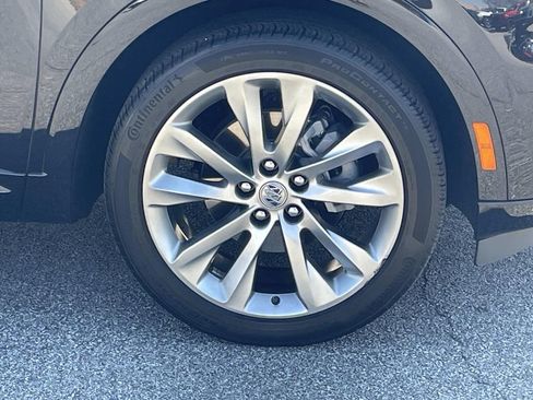 Used 2023 Buick Envision Avenir image 10