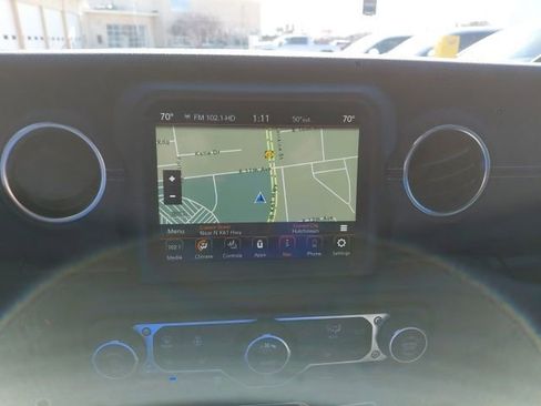 Used 2023 Jeep Wrangler Unlimited Sahara w/ Cold Weather Group image 18