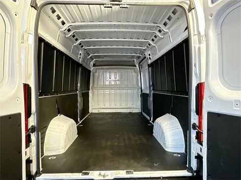 Used 2023 RAM ProMaster 2500 image 23