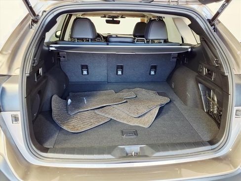 Used 2023 Subaru Outback Limited image 7