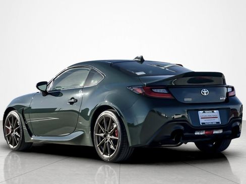 Certified 2025 Toyota GR86 Hakone Edition image 3