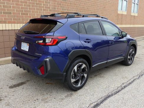 Used 2024 Subaru Crosstrek 2.5i Limited AWD/4WD image 10