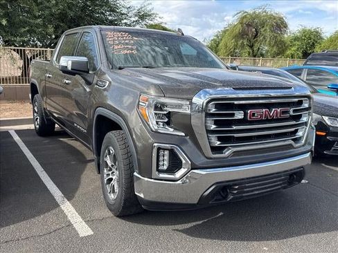Used 2019 GMC Sierra 1500 SLT w/ X31 Off-Road Package AWD/4WD image 1