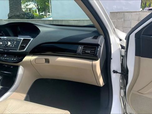 Used 2016 Honda Accord LX image 16
