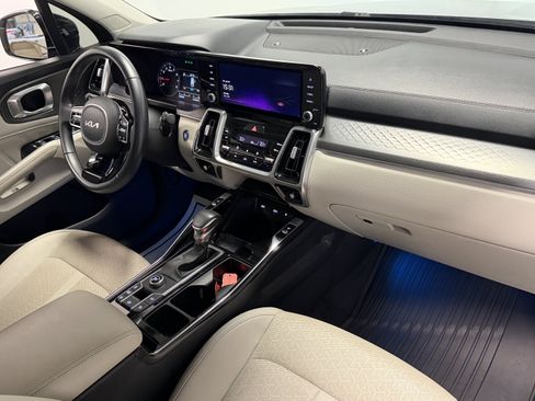 Used 2022 Kia Sorento SX FWD image 22