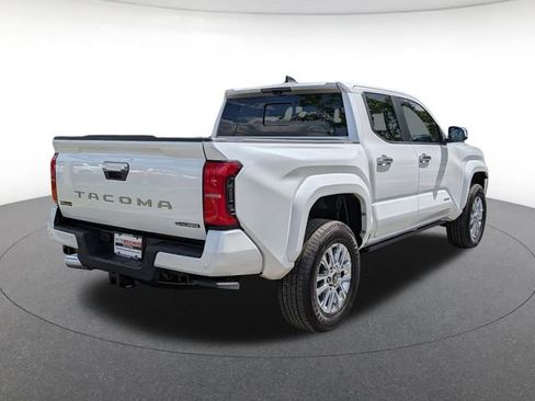 Used 2024 Toyota Tacoma Limited AWD/4WD image 7