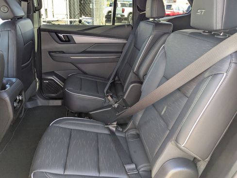 New 2026 Buick Enclave Sport Touring w/ Power Package image 24