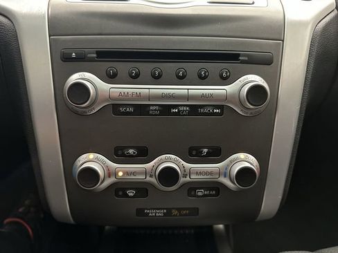Used 2012 Nissan Murano SV AWD/4WD image 19