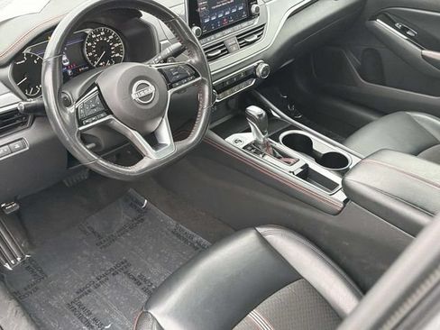 Certified 2024 Nissan Altima 2.5 SR FWD image 8