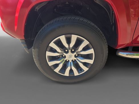 Used 2023 Toyota Tacoma Limited RWD image 9