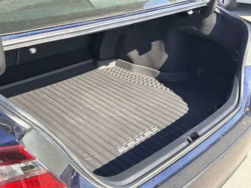 Used 2022 Toyota Camry SE image 25