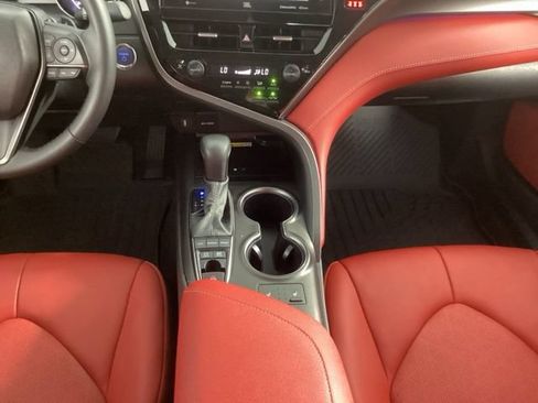 Used 2024 Toyota Camry XSE w/ Navigation Package FWD image 22