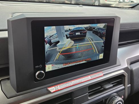 Certified 2025 Toyota 4Runner SR5 AWD/4WD image 19
