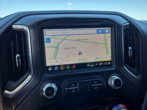 Used 2023 GMC Sierra 2500 AT4 w/ AT4 Premium Plus Package image 30