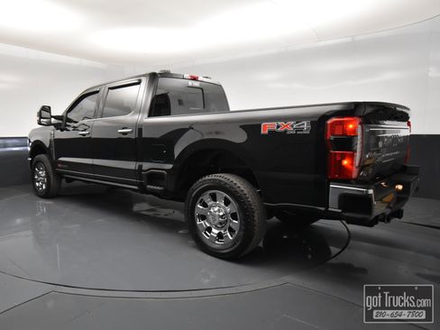 Used 2024 Ford F250 King Ranch w/ Chrome Package image 5