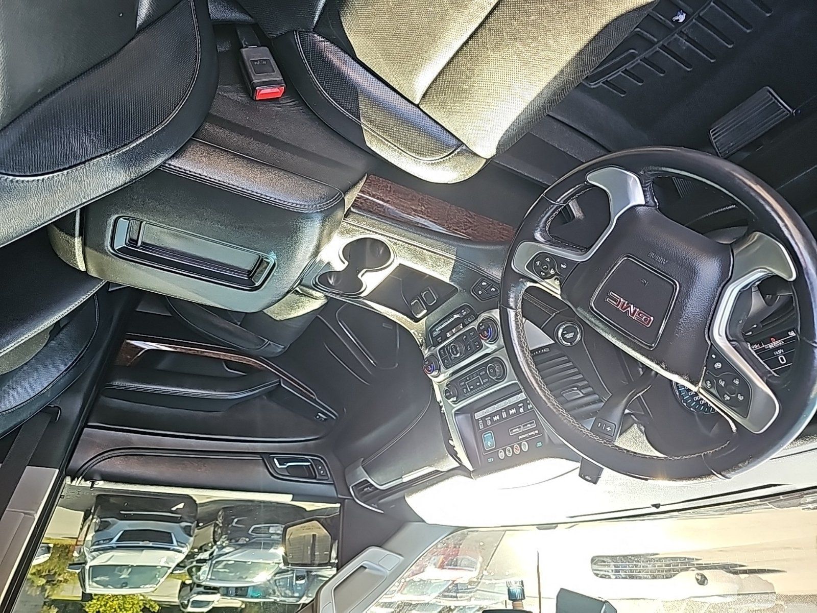 Used 2019 GMC Yukon SLT AWD/4WD image 17