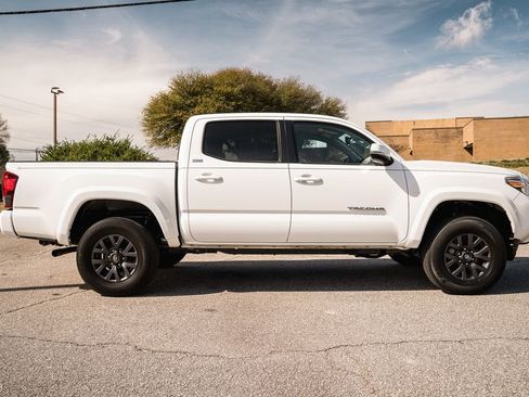 Certified 2023 Toyota Tacoma SR5 w/ Technology Package image 9