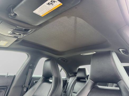 Used 2019 Mercedes-Benz CLA 250 image 17