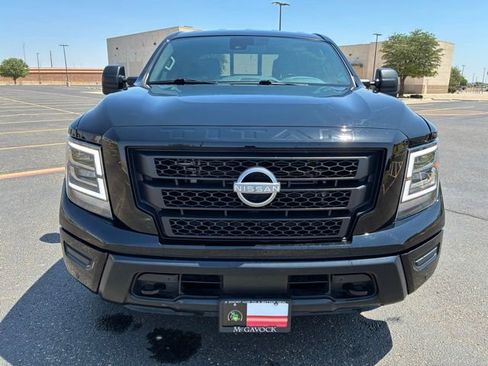 Certified 2024 Nissan Titan SV w/ SV Convenience Package RWD image 9