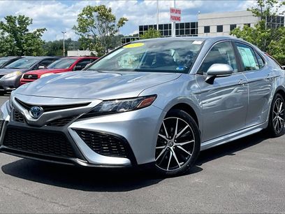 Used 2023 Toyota Camry SE w/ Cold Weather Package