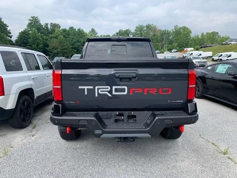 Used 2025 Toyota Tacoma TRD Pro AWD/4WD image 6