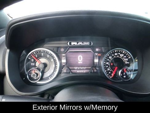 Used 2021 RAM 1500 Big Horn image 15