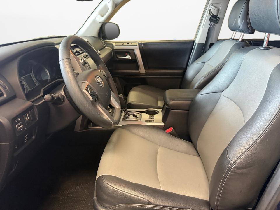 Certified 2019 Toyota 4Runner SR5 Premium AWD/4WD image 11