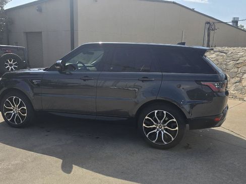 Used 2020 Land Rover Range Rover Sport HSE AWD/4WD image 2