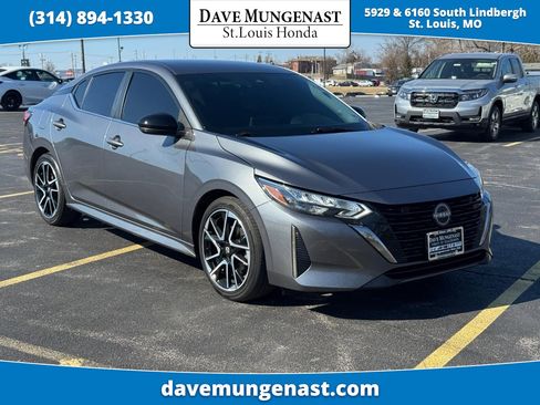 Used 2024 Nissan Sentra SR image 1